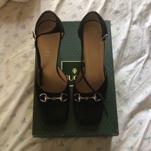 VINTAGE Gucci Heels (PRICED AS IS)